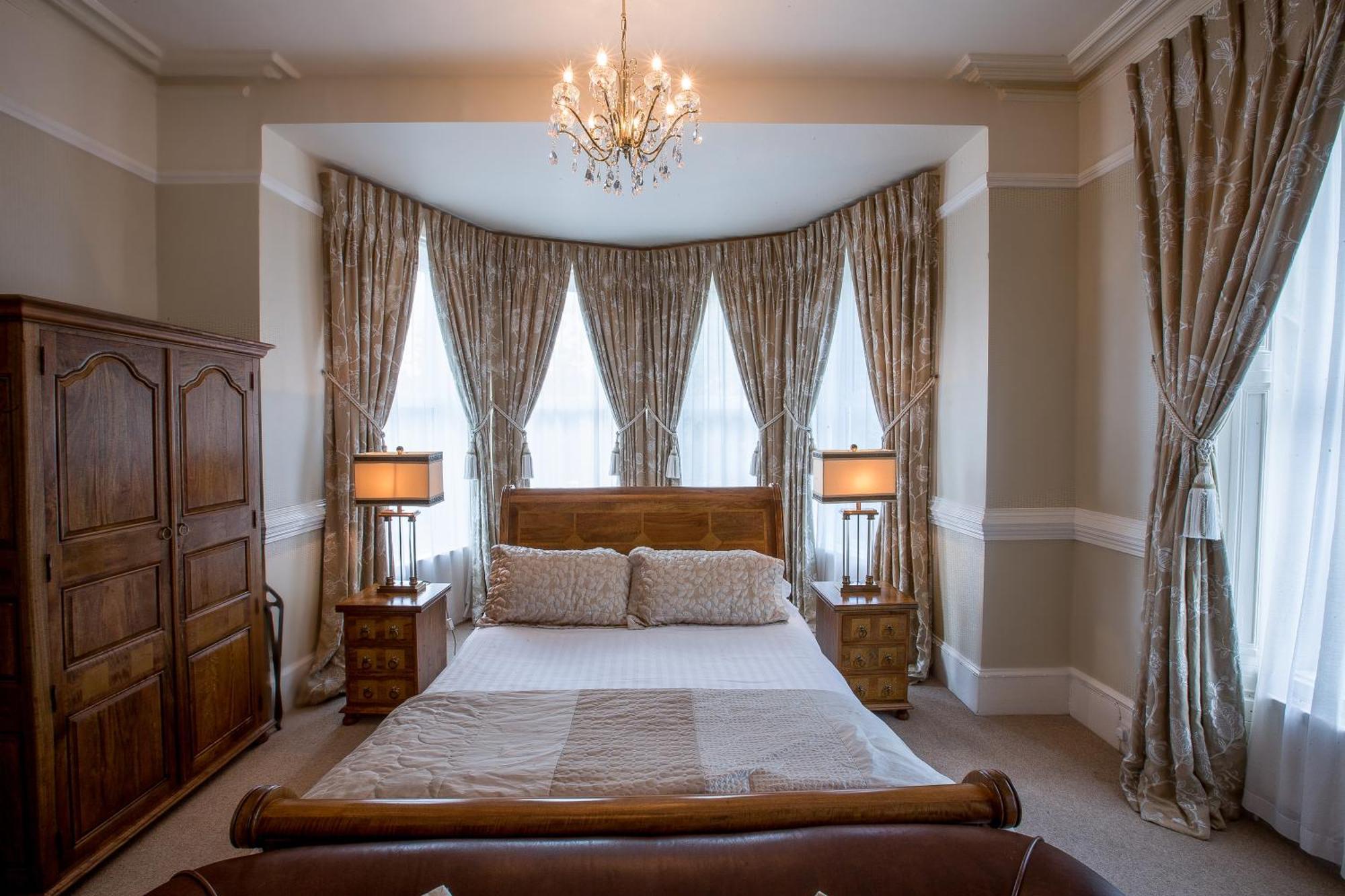 Tullyglass House Hotel Ballymena Eksteriør billede